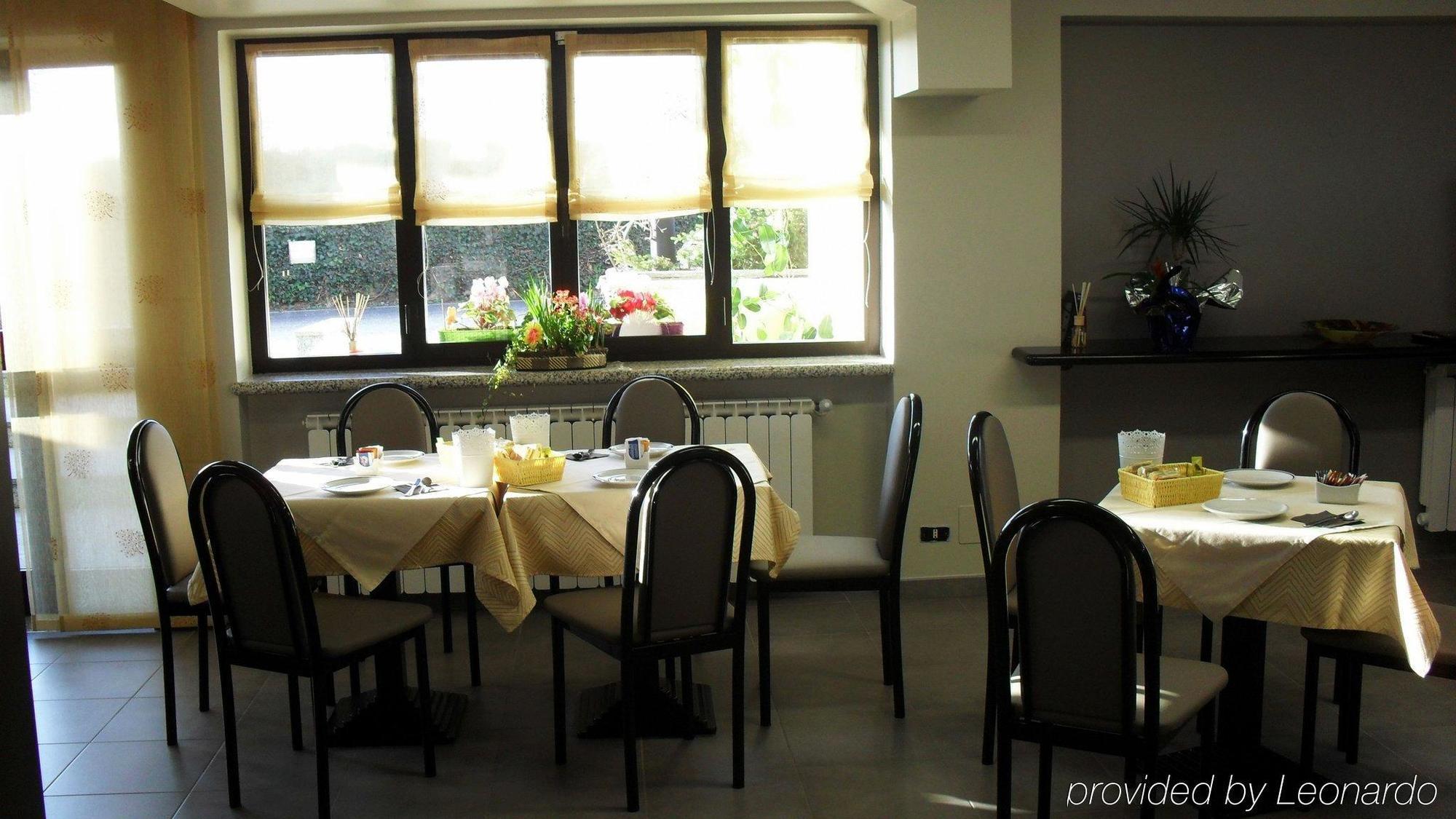Albergo Residence Isotta Veruno المظهر الخارجي الصورة