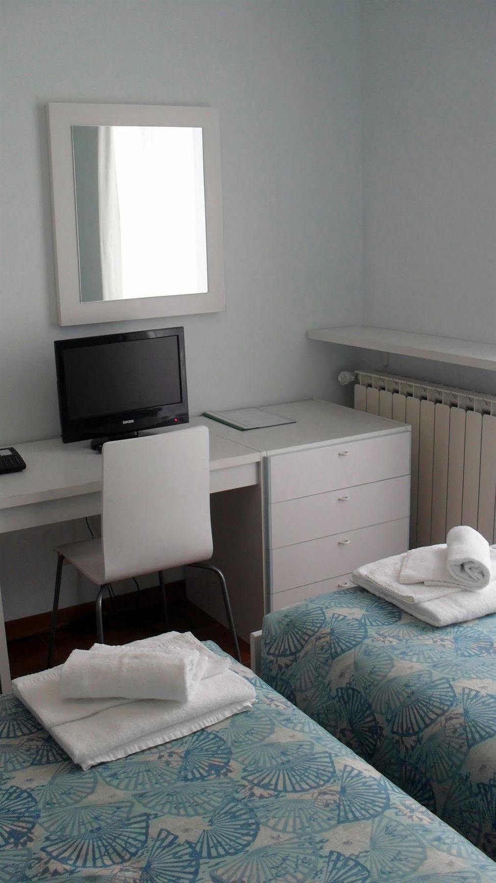 Albergo Residence Isotta Veruno المظهر الخارجي الصورة